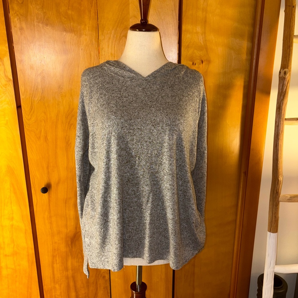 Express Heather Gray V-Neck Long Sleeve with Hood